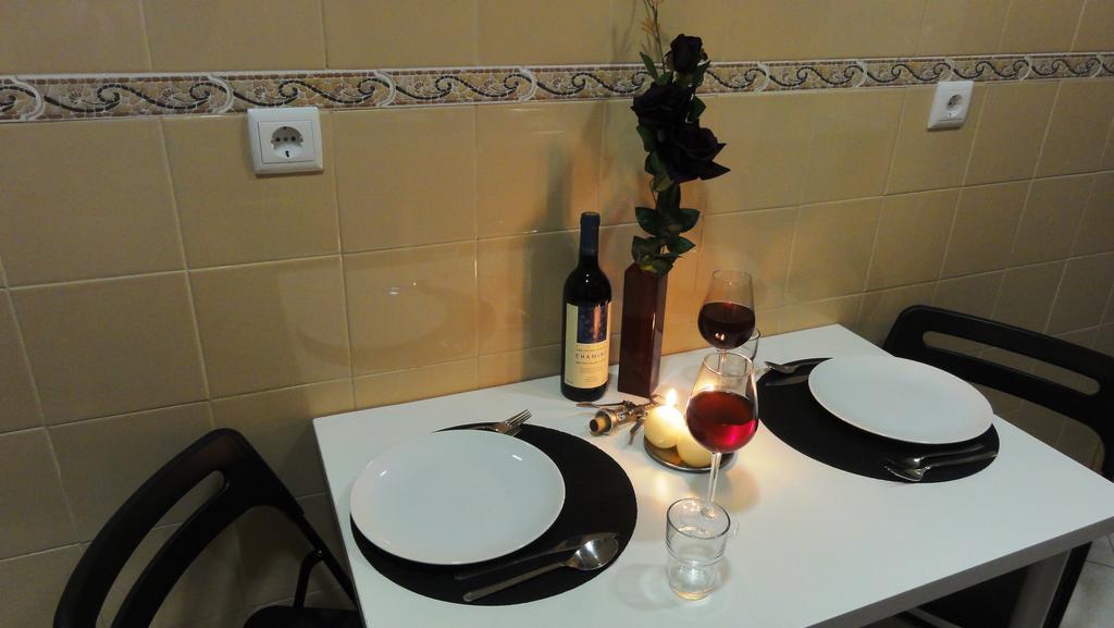 Apartamento Janelas Ao Sol Lissabon Exterior foto